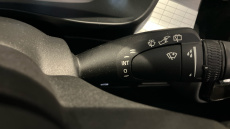 Volvo XC40 2.0 B3P Core 5dr Auto Petrol Estate